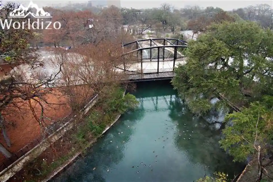 Bridge on canal in Brackenridge Park 