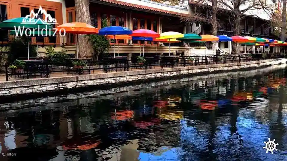 Side view of Canopy by Hilton San Antonio Riverwalk